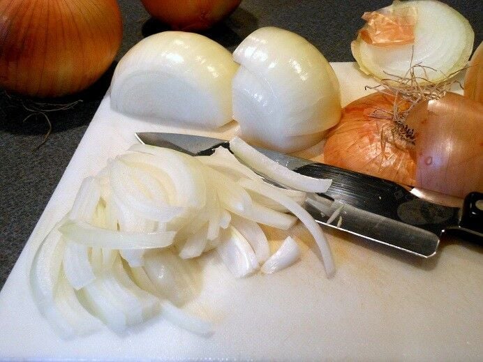 How to Caramelize Onions 1