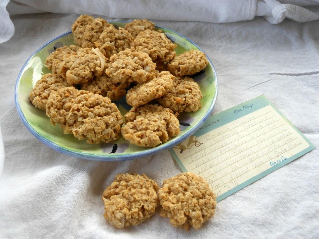 Want to make some cookies with the kiddos? Mix these little coconut beauties up by hand and have some fun!