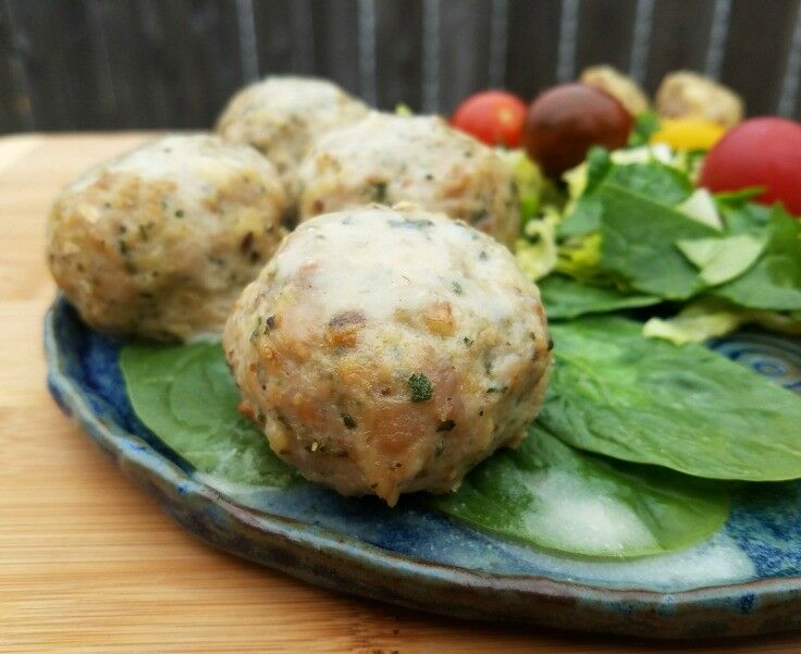 Skinnytaste Cookbook & Chicken Cordon Bleu Meatballs {Review & Recipe} | The Good Hearted Woman