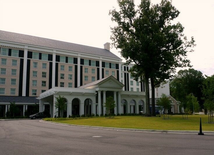 Exterior entrance of The Guest House at Graceland 