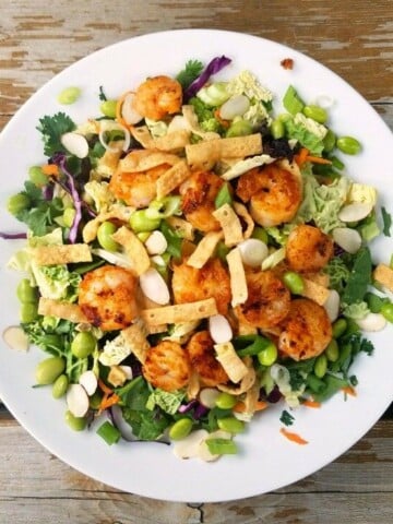 Thai Shrimp Salad with Spicy Peanut Sauce & Chili-Lime Dressing {Inspired by Applebee's} | The Good Hearted Woman