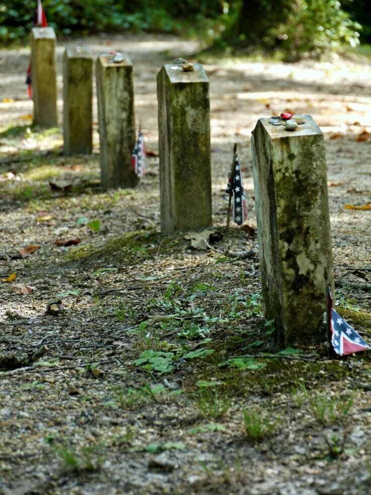 Unknown Confederate Gravesites - Natchez Trace 