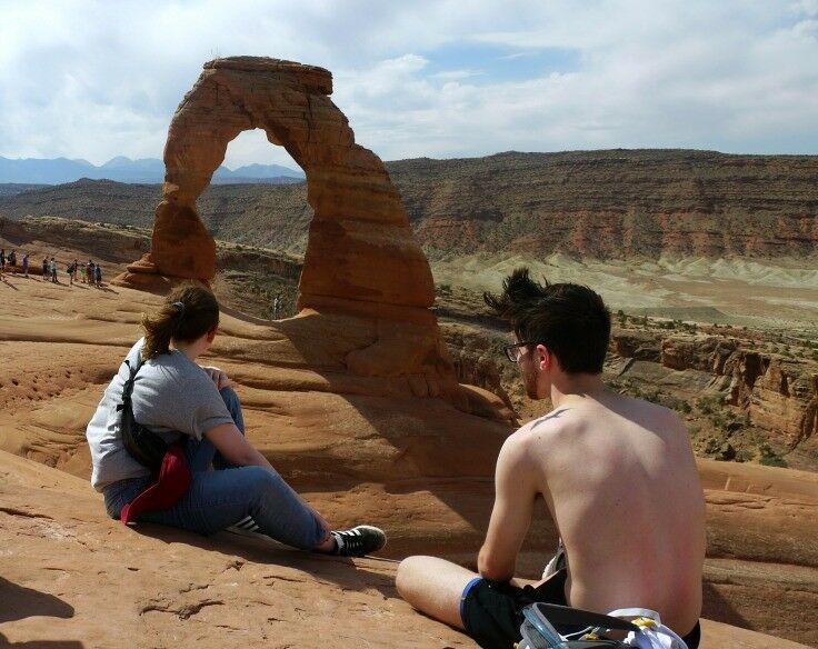 Best Tips for Hiking Delicate Arch Trail | The Good Hearted Woman