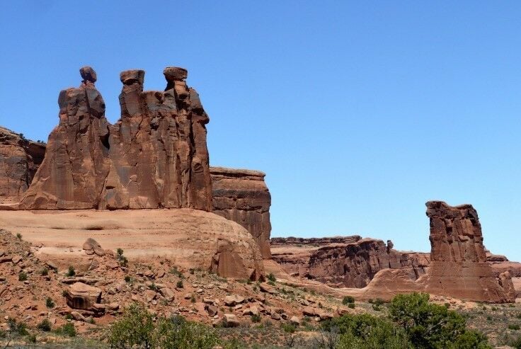 The Three Gossips & Sheep Rock formations in the distance. 