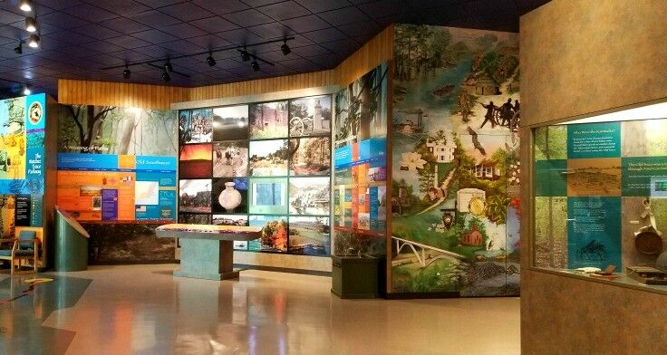 Natchez Trace Parkway Visitors Center - Day Trip from Memphis: Tupelo, Mississippi | The Good Hearted Woman