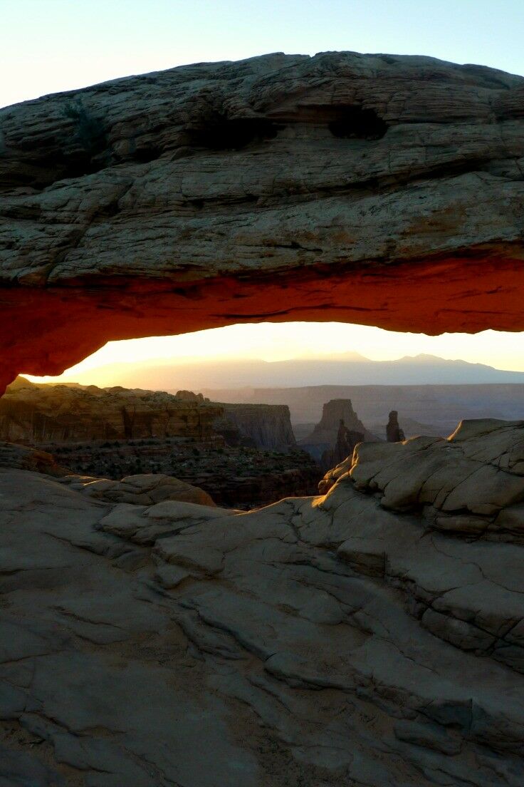 Canyonlands Sunrise Photography Tips {Moab, Utah} | The Good Hearted Woman