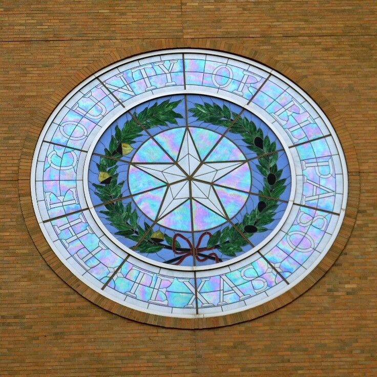 Stained glass state emblem at the El Paso County Courthouse