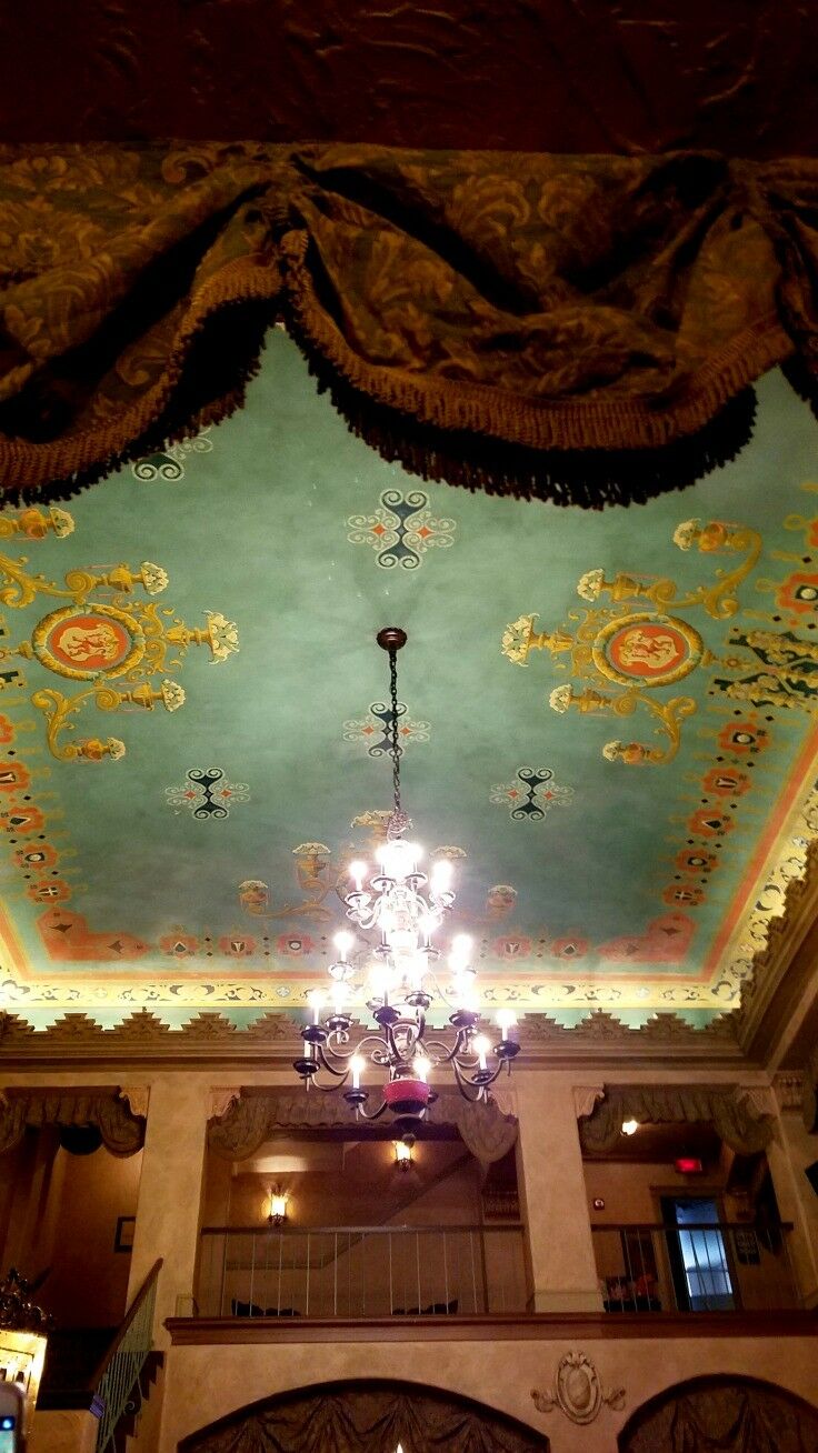Detail of ceiling in the Plaza Theater