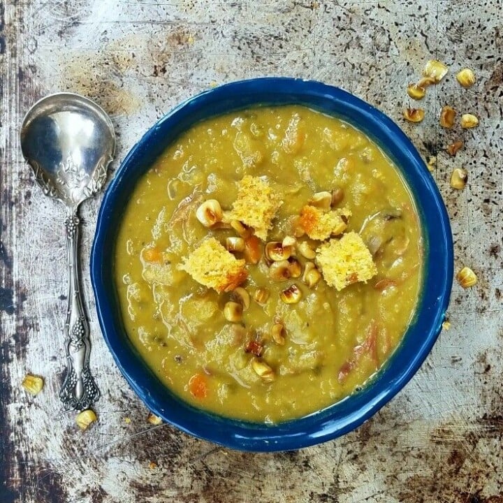 Oldfashioned Ham Bone Split Pea Soup (SlowCooker Recipe)