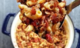 How to Make Old-fashioned Chili Mac {Recipe}, plus Chili-Mac/American Goulash Recipe Roundup | The Good Hearted Woman