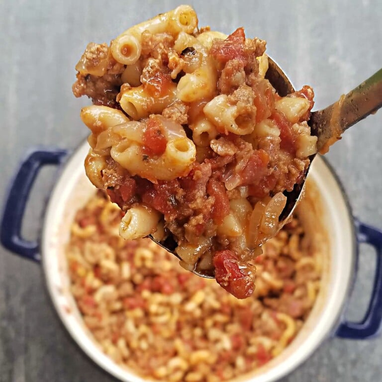 Grammi's Classic Chili Mac • The Good Hearted Woman