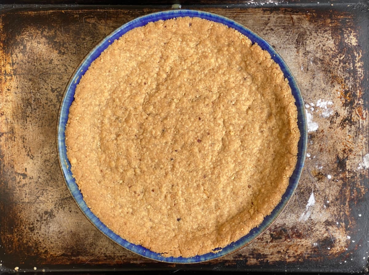 Baked cookie crumb pie crust, unfilled.