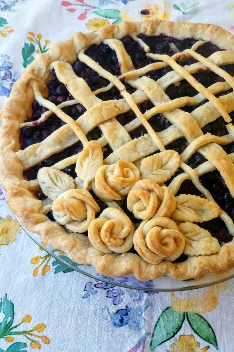 Classic Fresh Blueberry Pie | The Good Hearted Woman