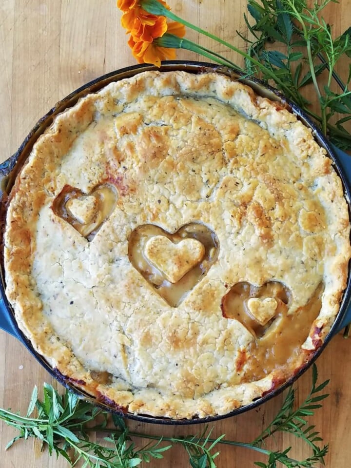 Basic Sweet Pie Crust • The Good Hearted Woman