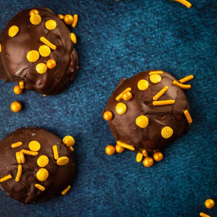 Dark Chocolate-covered Marshmallows